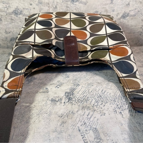 Orla Kiely Etc Collection - Midi Sling Bag - Picture 7 of 15